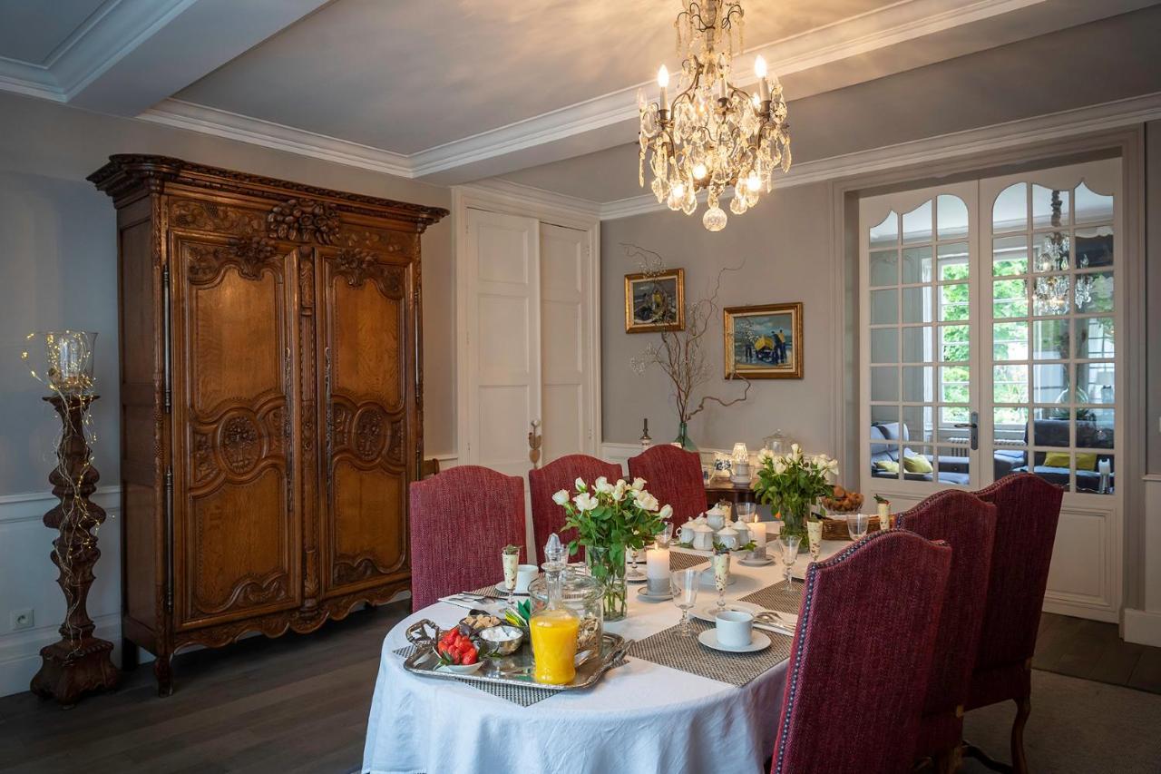 Le Petit Matin Bed & Breakfast บาเยอ ภายนอก รูปภาพ