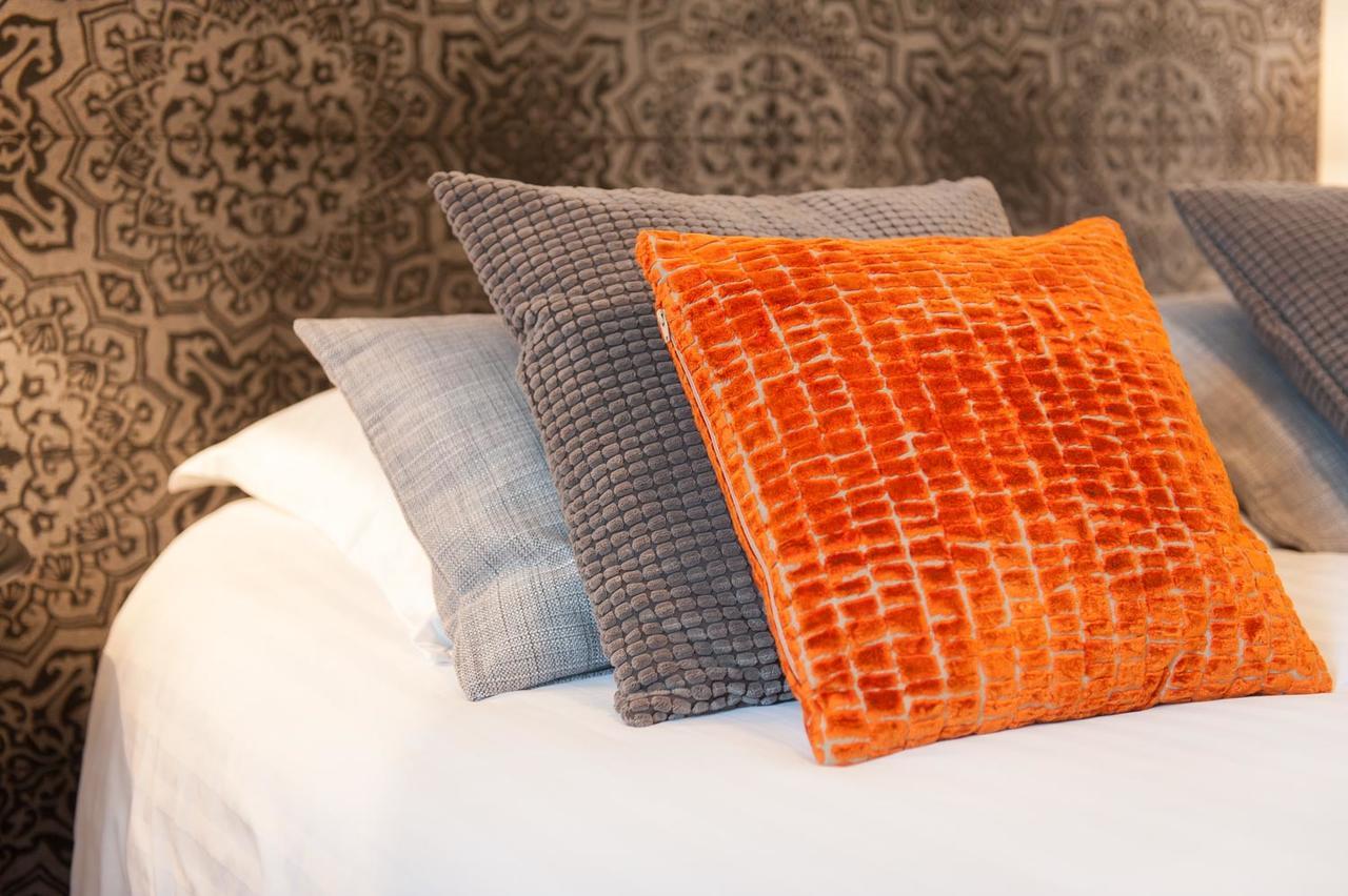 Le Petit Matin Bed & Breakfast บาเยอ ภายนอก รูปภาพ